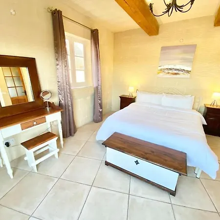 Rossa Gozo - 5 Bedroom Ensuite With Pool & Jacuzzi Villa Xewkija