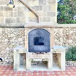Rossa Gozo - 5 Bedroom Ensuite With Pool & Jacuzzi *
