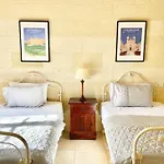 Rossa Gozo - 5 Bedroom Ensuite With Pool & Jacuzzi
