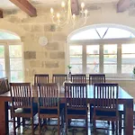 Rossa Gozo - 5 Bedroom Ensuite With Pool & Jacuzzi Villa *