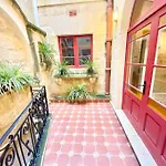 Rossa Gozo - 5 Bedroom Ensuite With Pool & Jacuzzi Villa *