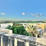 Rossa Gozo - 5 Bedroom Ensuite With Pool & Jacuzzi Villa Xewkija