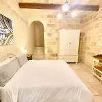 Rossa Gozo - 5 Bedroom Ensuite With Pool & Jacuzzi