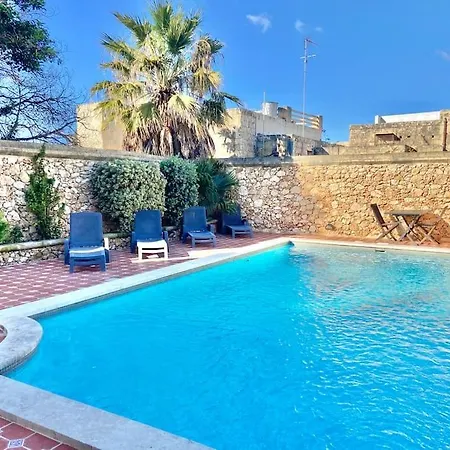Rossa Gozo - 5 Bedroom Ensuite With Pool & Jacuzzi * Xewkija