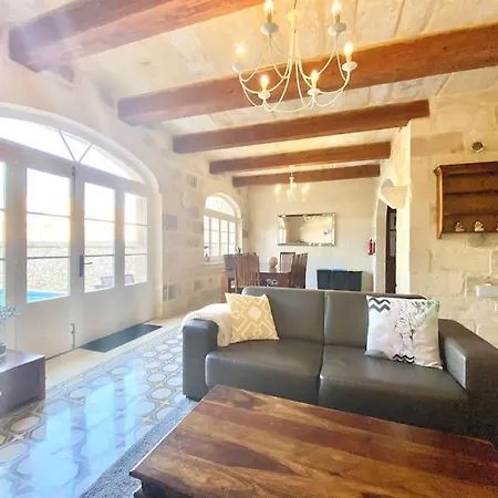 Rossa Gozo - 5 Bedroom Ensuite With Pool & Jacuzzi *
