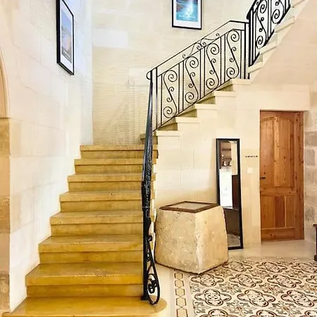 Villa Rossa Gozo - 5 Bedroom Ensuite With Pool & Jacuzzi *