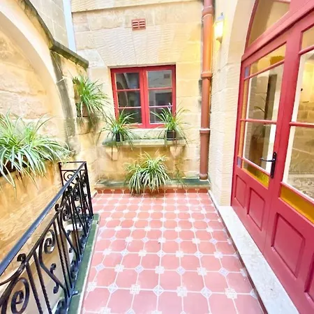 Rossa Gozo - 5 Bedroom Ensuite With Pool & Jacuzzi Villa *