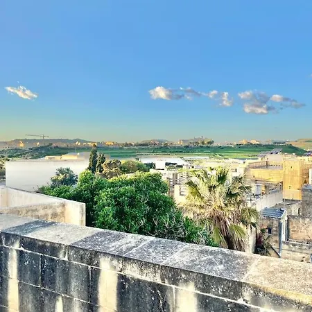 Rossa Gozo - 5 Bedroom Ensuite With Pool & Jacuzzi Villa Xewkija