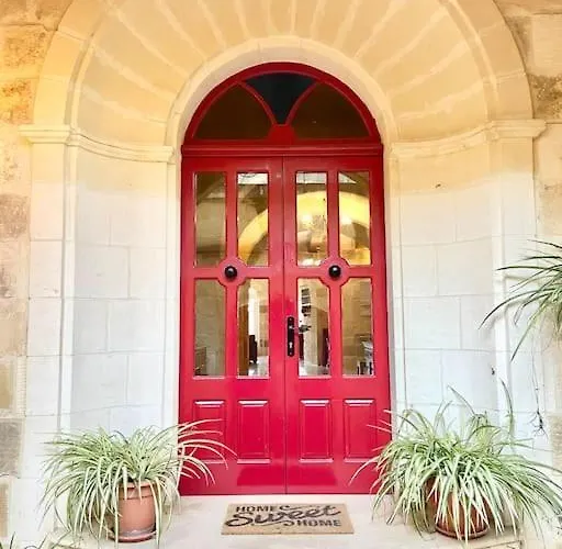 Villa Rossa Gozo - 5 Bedroom Ensuite With Pool & Jacuzzi