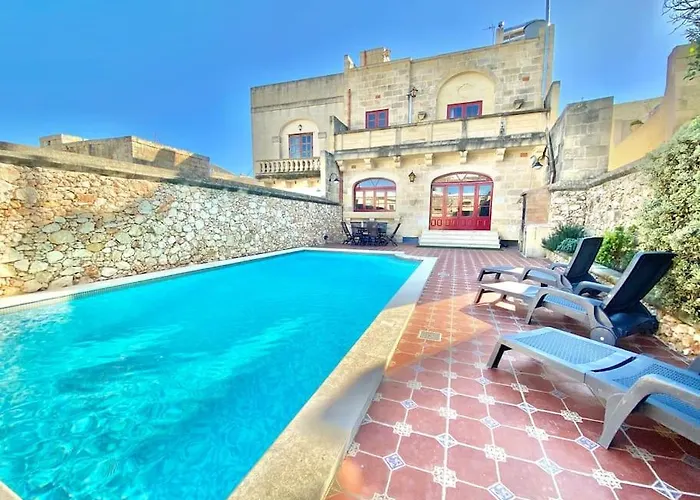 Rossa Gozo - 5 Bedroom Ensuite With Pool & Jacuzzi